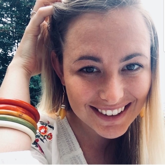 Meet your Posher - Picture 1 of 1